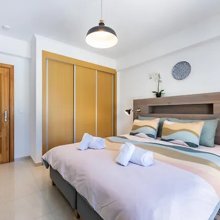 فيلة Casa Skip